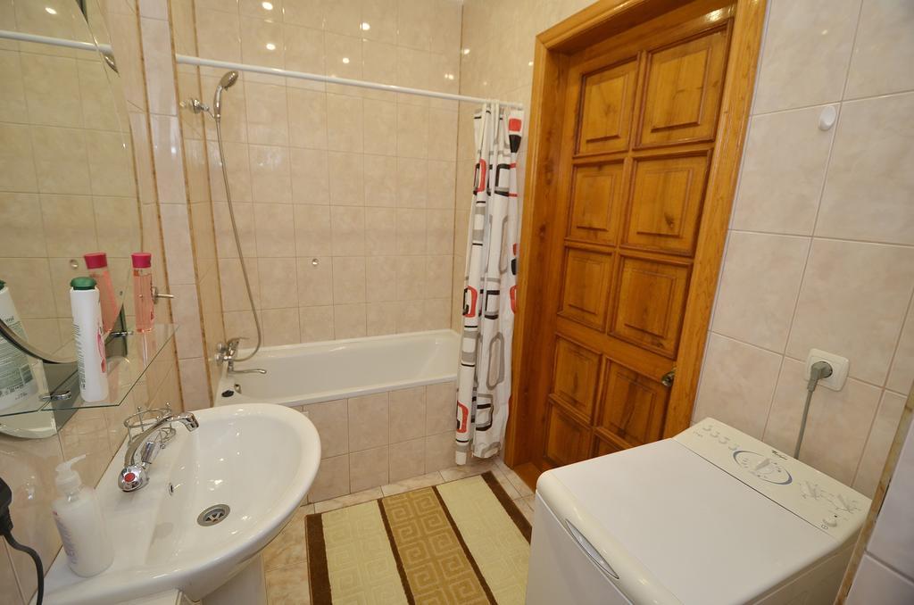 Apartments In The City Center On Sobornaya Street Mykolaïv Chambre photo