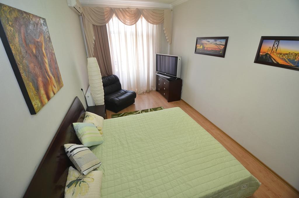 Apartments In The City Center On Sobornaya Street Mykolaïv Chambre photo